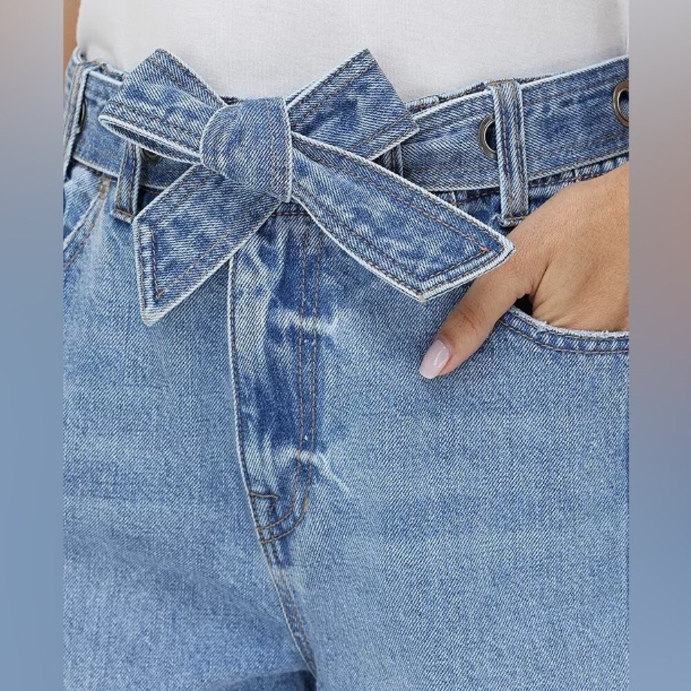 Frye Carly High Rise Relaxed Denim Shorts Meadow Wash Grommet Tie Size 27 NEW - Picture 5 of 9